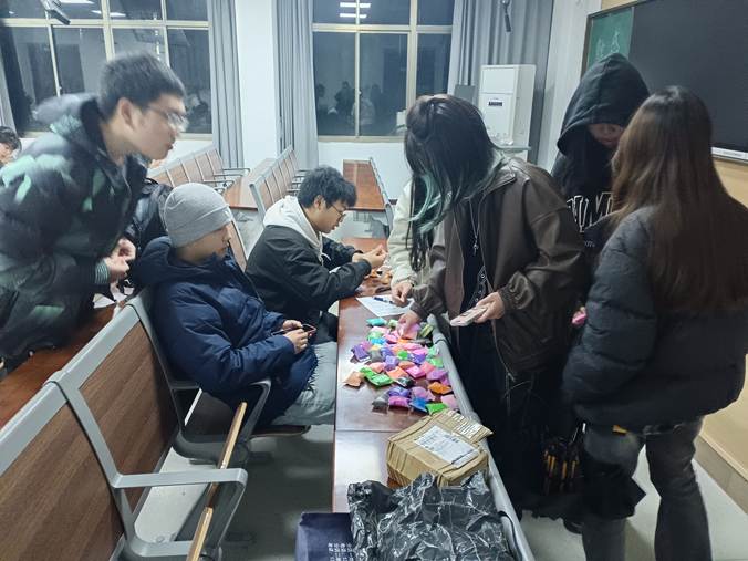 图示, 示意图

中度可信度描述已自动生成:ver1